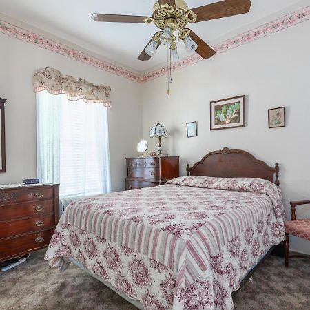 Antoinette'S Apartments & Suites Cape May Buitenkant foto